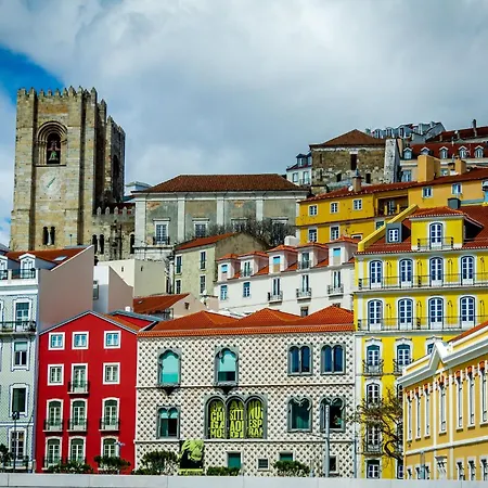 Fantastic Duplex In Private At Graca Lägenhet Lisboa